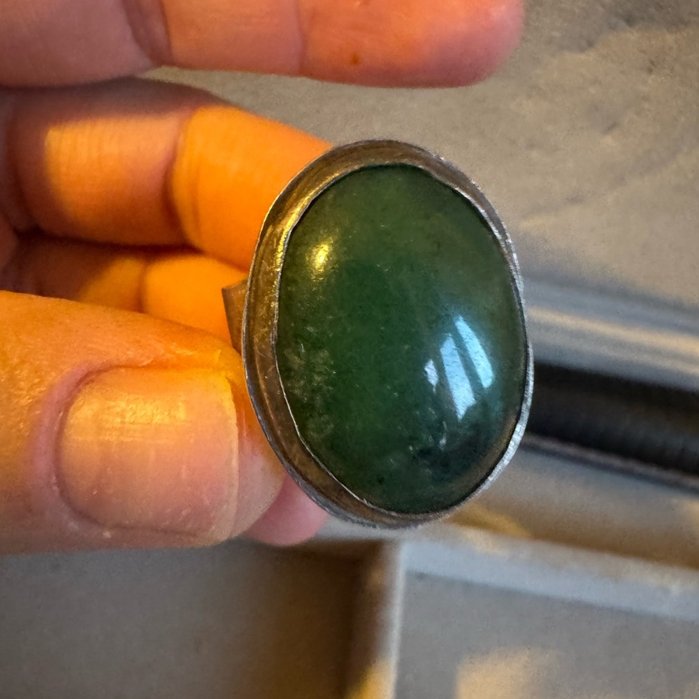 Vintage Large Green Oval Stone Sterling Silver Statement Ring Size 7 12.2g